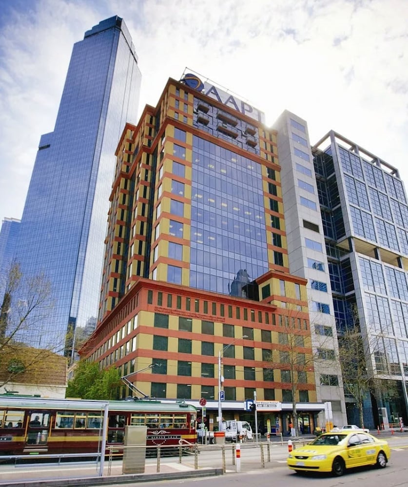 Riverside Apartments Melbourne - Melbourne Tourism