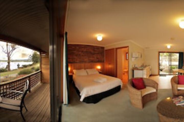 Driftwood Cottages - Accommodation Resorts