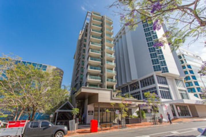 Quattro On Astor Apartments Brisbane By Restt - thumb 0