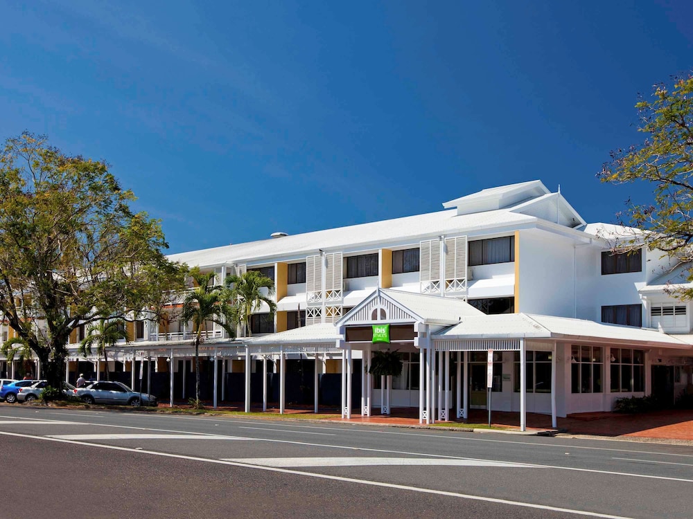 Ibis Styles Cairns - thumb 3