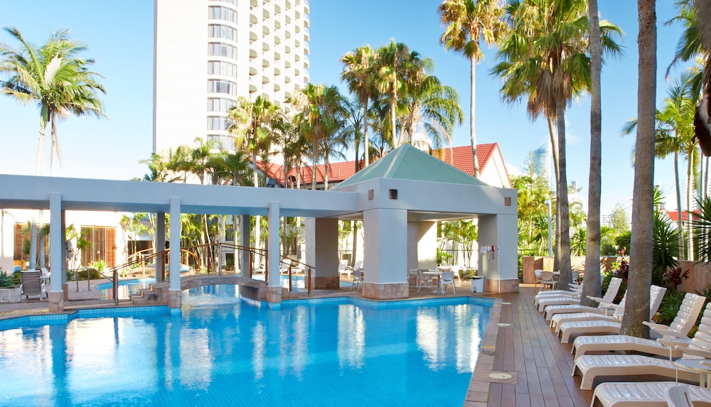 Crowne Plaza Surfers Paradise, An IHG Hotel - thumb 1