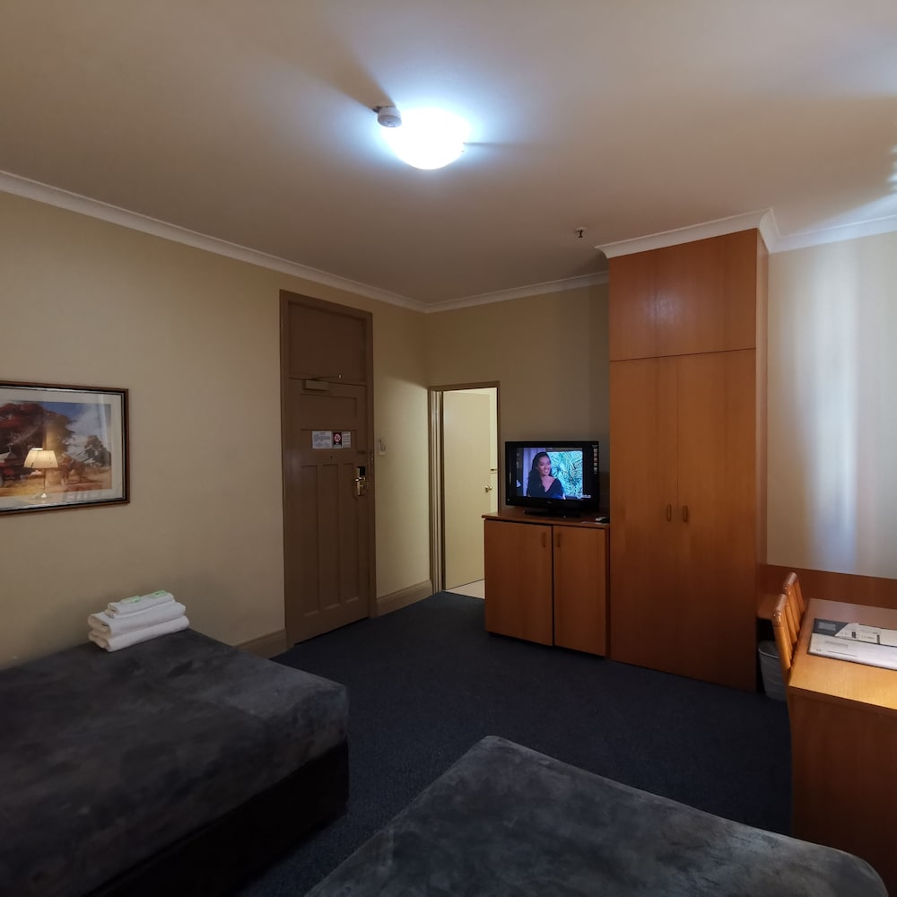 Criterion Hotel Perth - thumb 3
