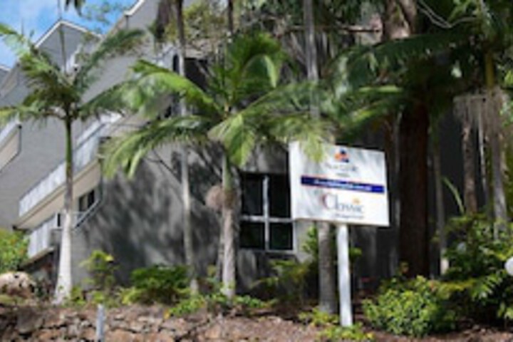 Palm Court Noosa - Palm Beach Accommodation