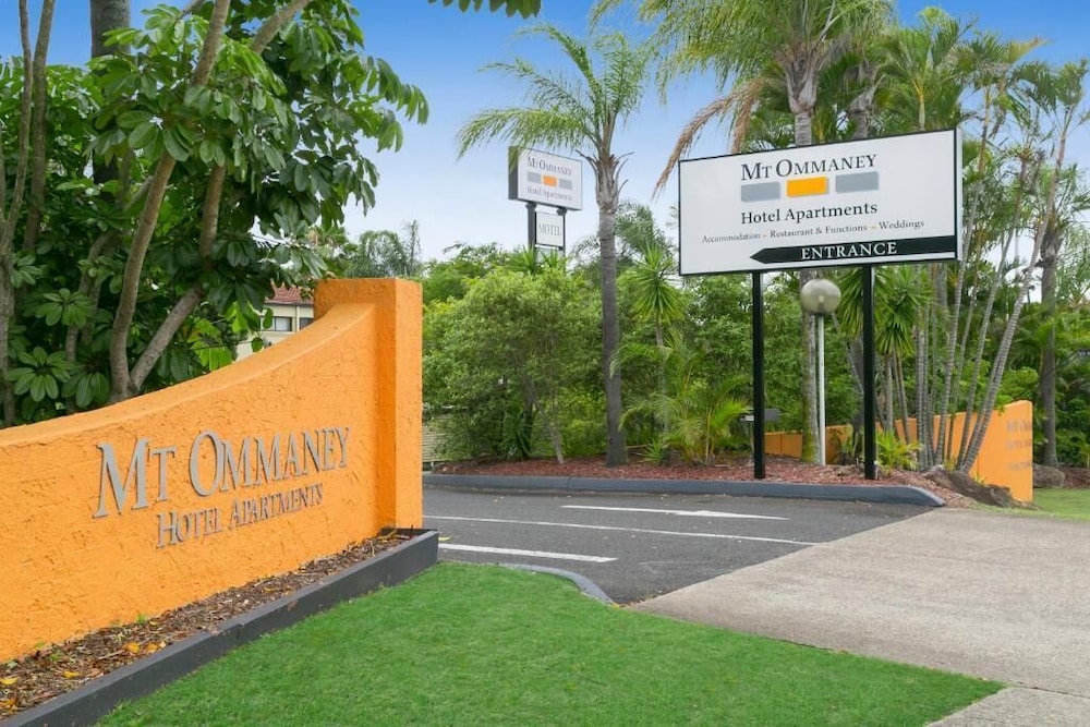 Mt Ommaney Hotel Apartments - Whitsundays Tourism