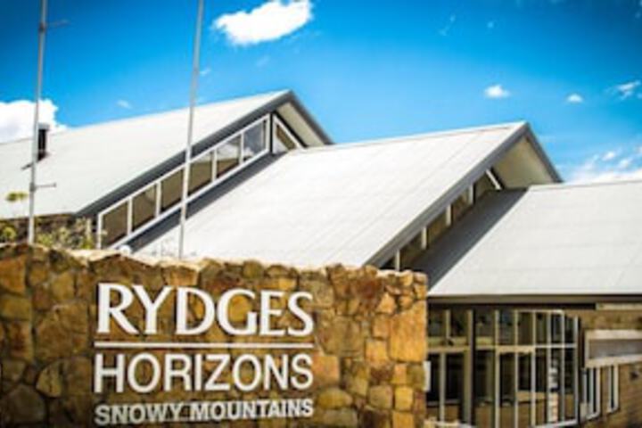 Rydges Horizons Snowy Mountains - thumb 0