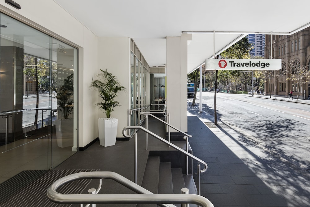 Travelodge Hotel Sydney Wynyard - thumb 1