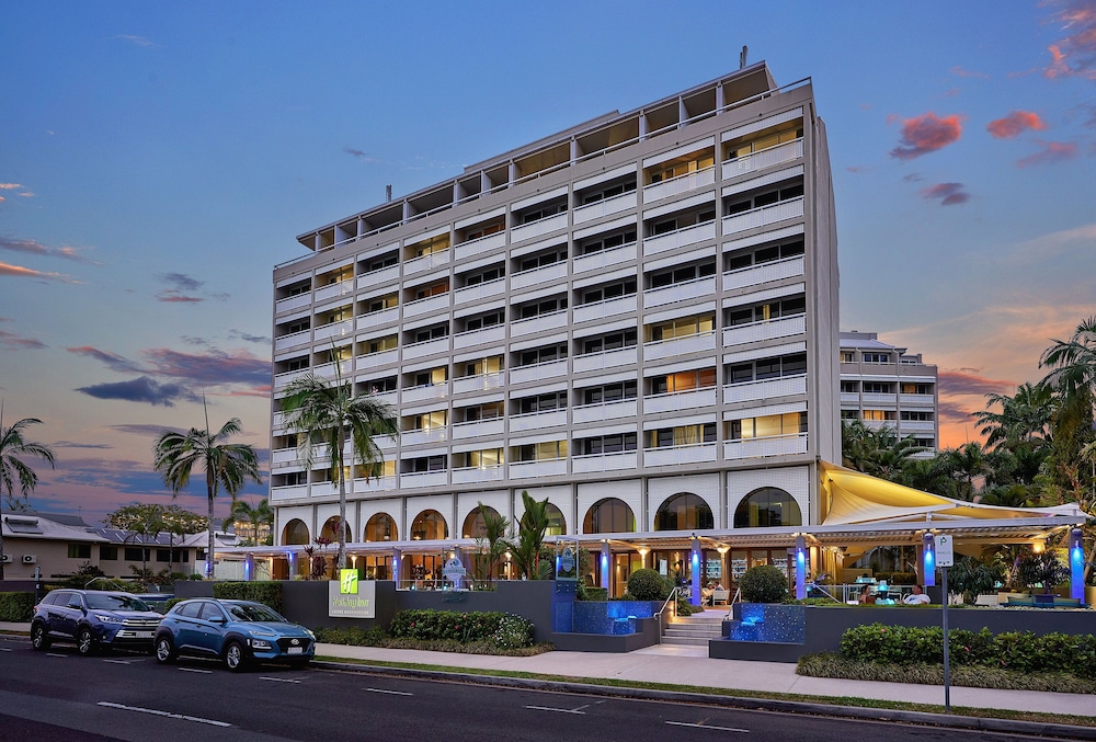 Holiday Inn Cairns Harbourside, An IHG Hotel - thumb 4