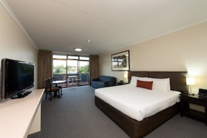 Comfort Hotel Adelaide Meridien - thumb 0