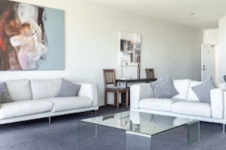 Mullaloo Beach Hotel  Apartments - Accommodation Perth