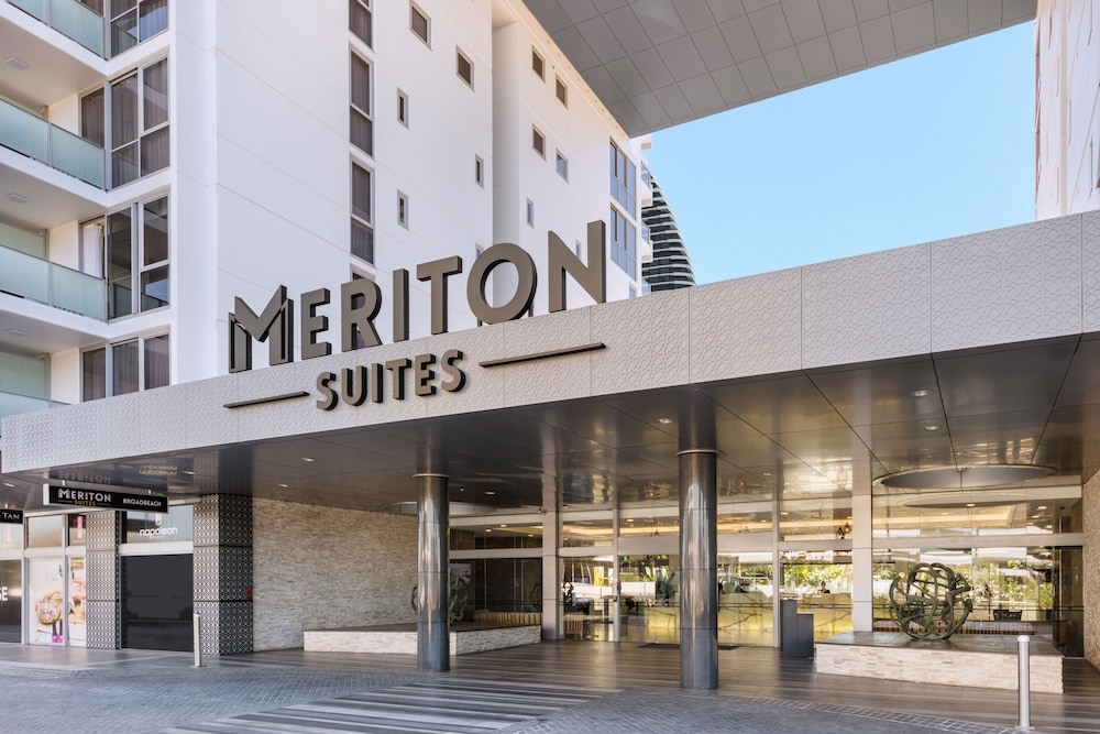 Meriton Suites Broadbeach, Gold Coast - thumb 1