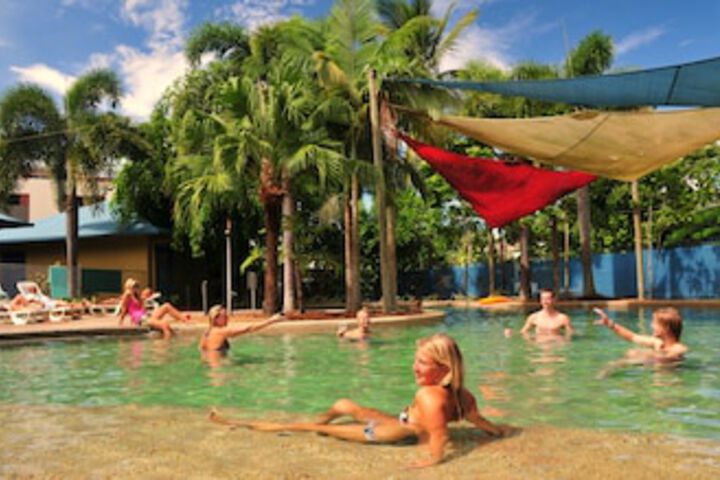 Summer House Backpackers Cairns - Accommodation BNB