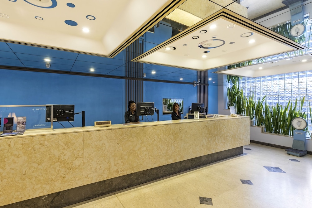 Quality Hotel Ambassador Perth - Accommodation BNB