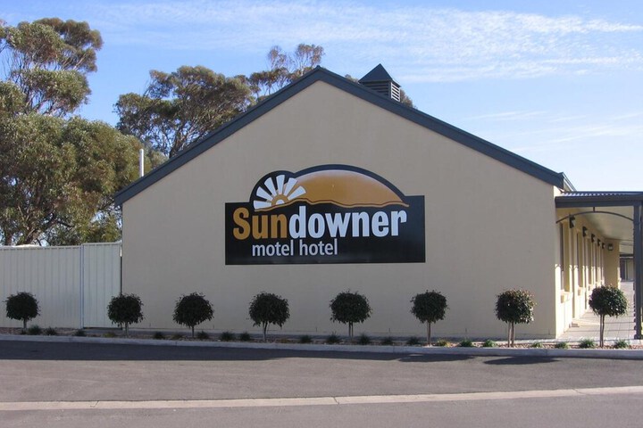 Sundowner Motel Hotel - thumb 4