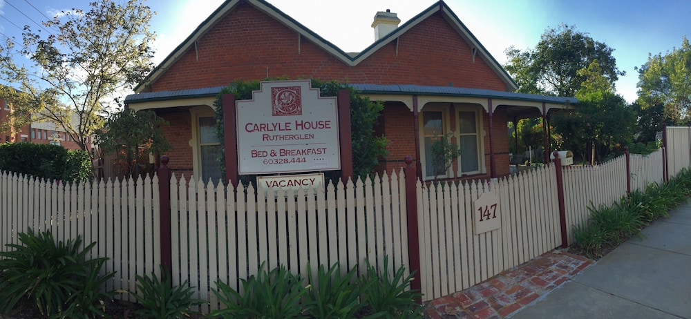 Carlyle House B & B - thumb 0
