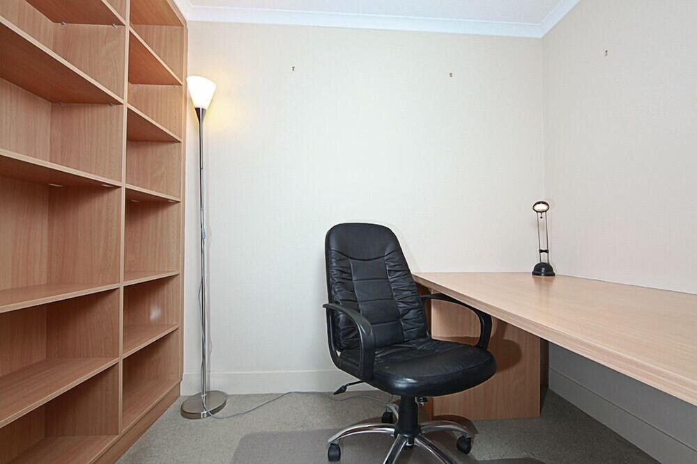 Accommodate Canberra - The Avenue - thumb 0