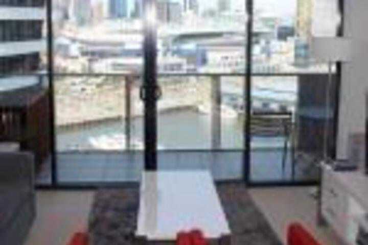 Docklands Prestige Apartments - thumb 0