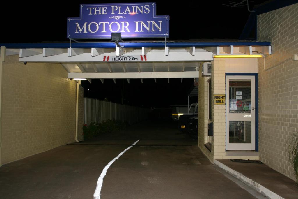 The Plains Motor Inn - thumb 3