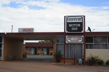 Century Motor Inn - thumb 3