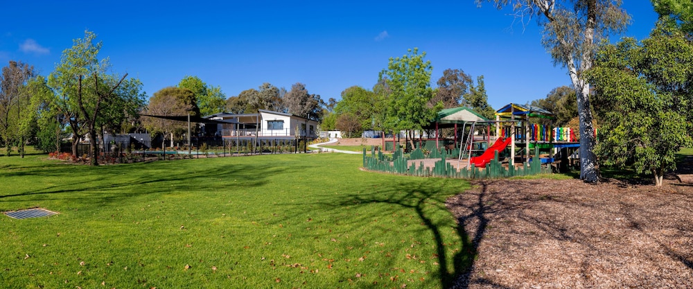 Albury Gardens Tourist Park - thumb 6