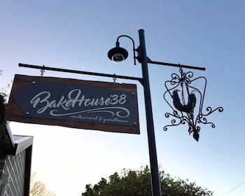 Bakehouse '38 Restaurant & Guesthouse - thumb 1