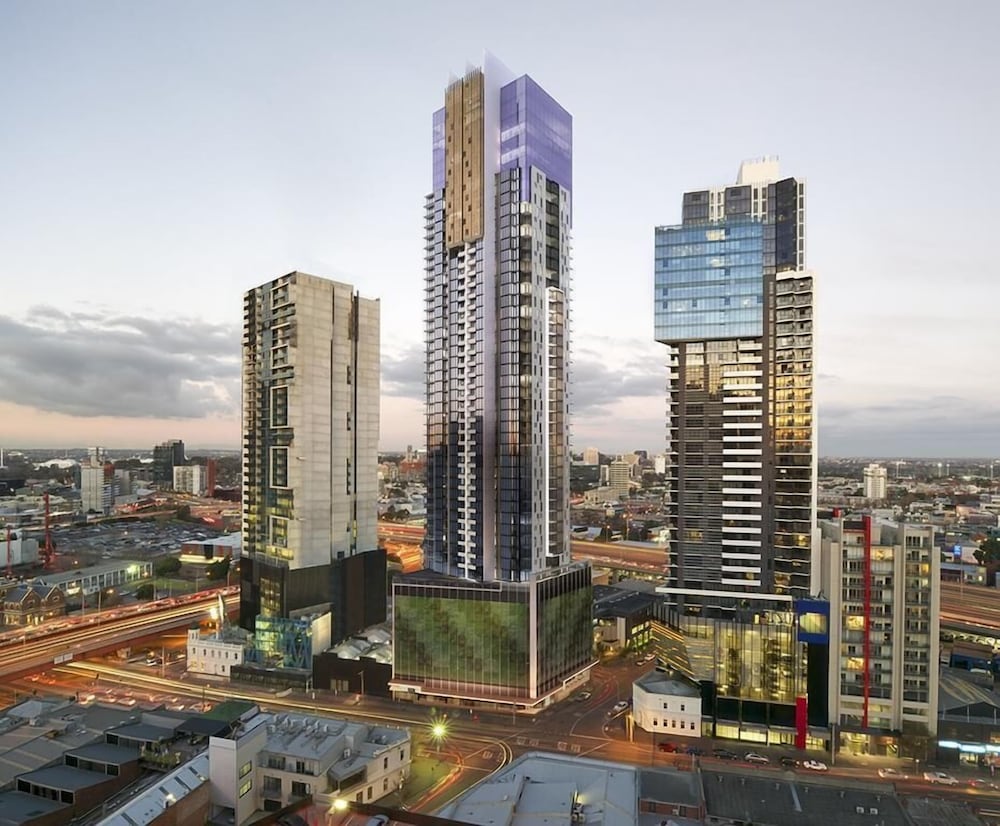 Melbourne Southbank Platinum Tower Apartment - thumb 1