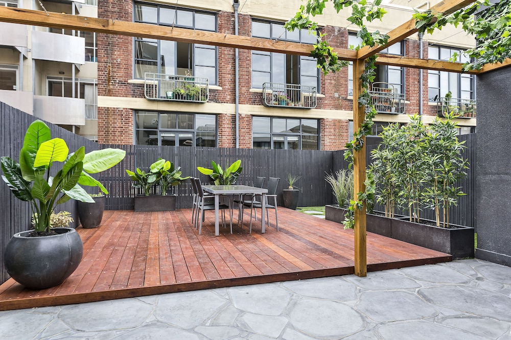 AERIN, 2BDR Melbourne Apartment - thumb 1
