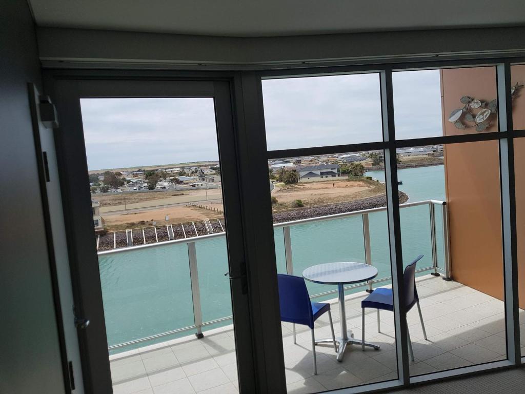 Ocean View Luxury Apartment & Suite - thumb 6