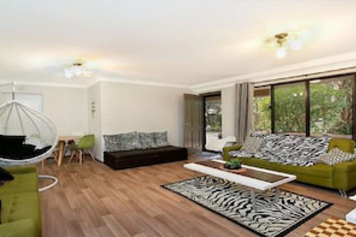 Banksia Apartment 1 - thumb 0