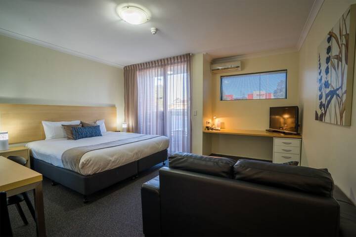 Perth Ascot Central Apartment Hotel - thumb 3
