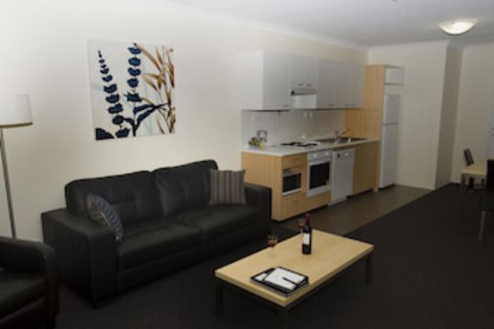 Perth Ascot Central Apartment Hotel - thumb 0