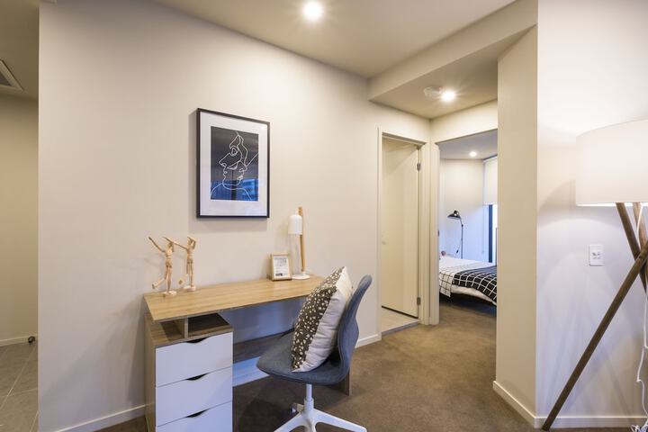 Homely Apartment At CBD Queen St - thumb 1