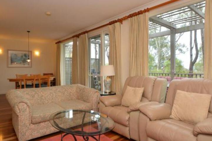 Villa Executive 2br Rose Resort Condo Located Within Cypress Lakes Resort (nothing Is More Central) - thumb 3