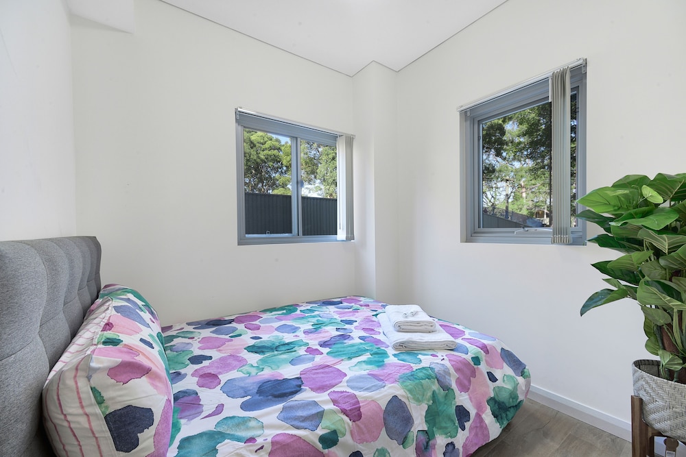 Elegant 2 Bedroom Terrace In Premium Condition - thumb 4