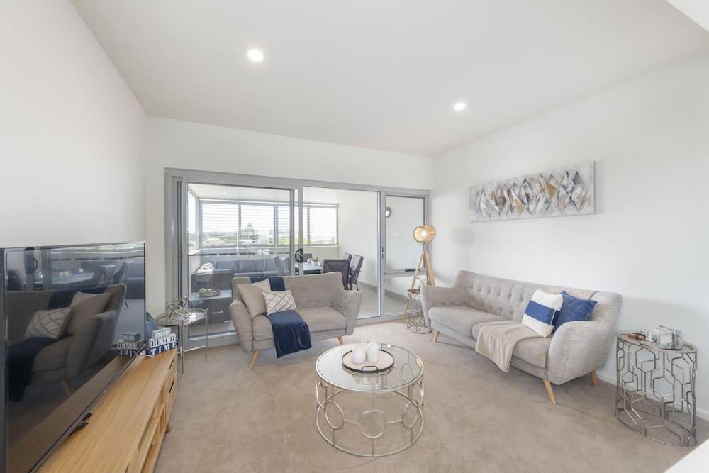 Astra Apartments Merewether - thumb 3