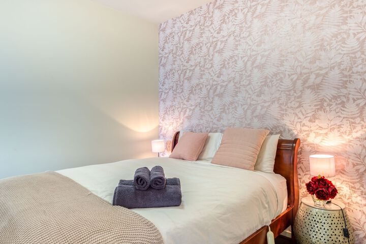 Exquisite 1 Bedroom In Stylish Malvern - thumb 7