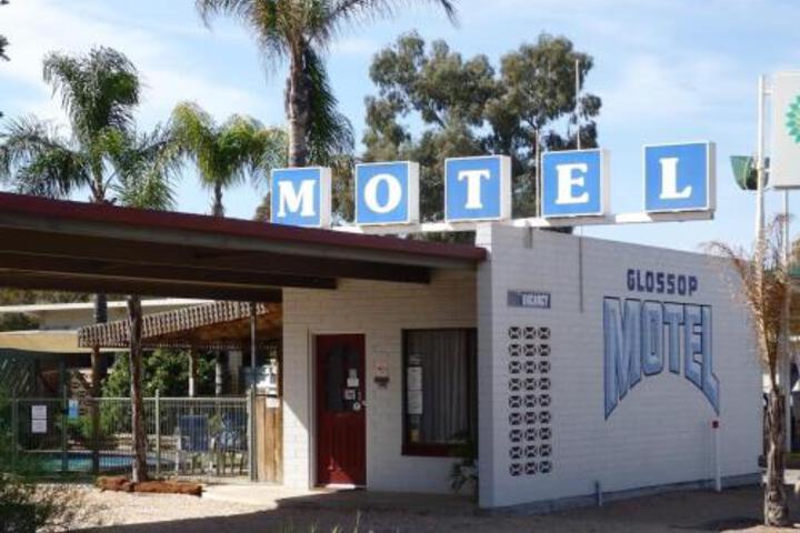 Glossop Motel - thumb 0