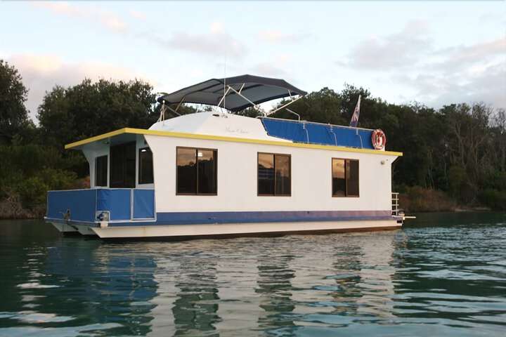 Boyds Bay Houseboat Holidays - thumb 2