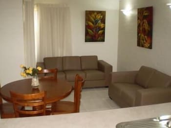 Bargara Shoreline Serviced Apartments - thumb 2