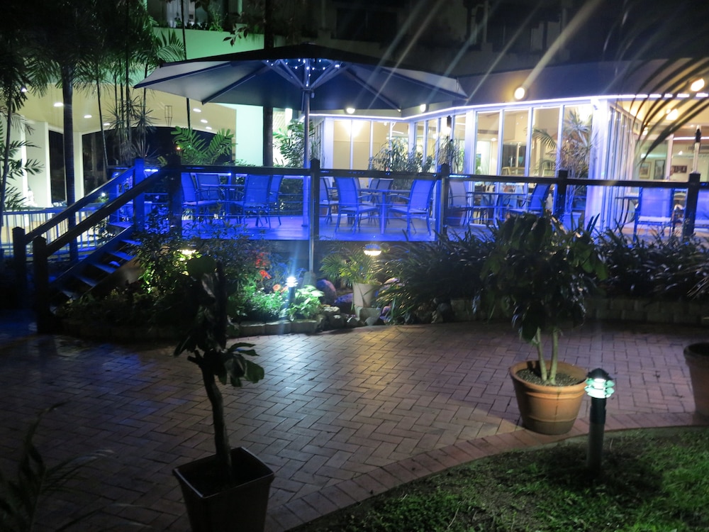 Cairns Sheridan Hotel - thumb 2