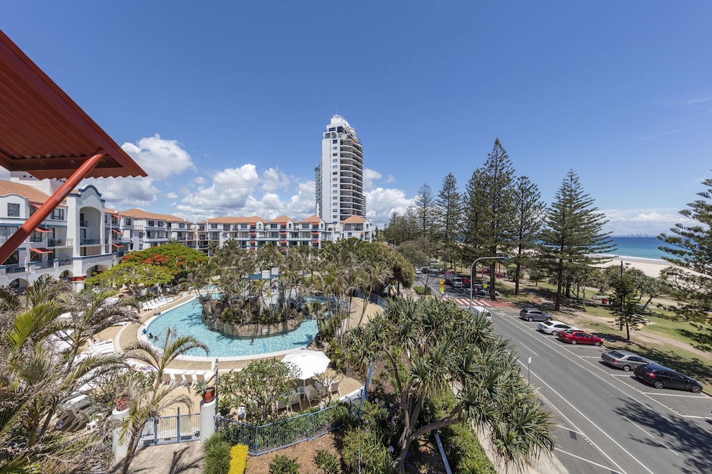 Oaks Gold Coast Calypso Plaza Suites - thumb 3