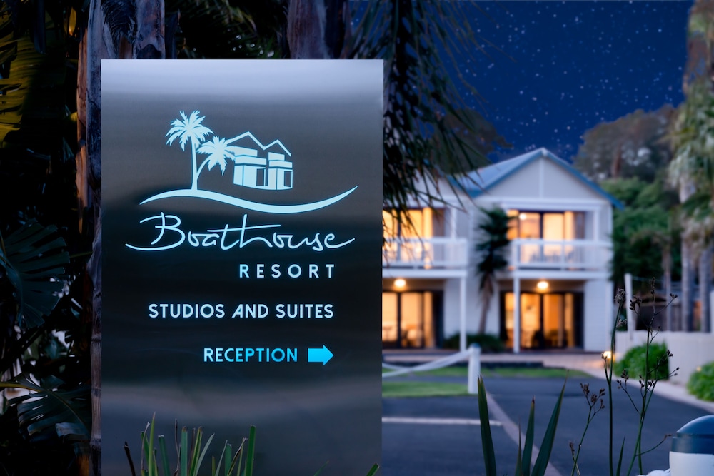 Boathouse Resort Studios & Suites - thumb 3