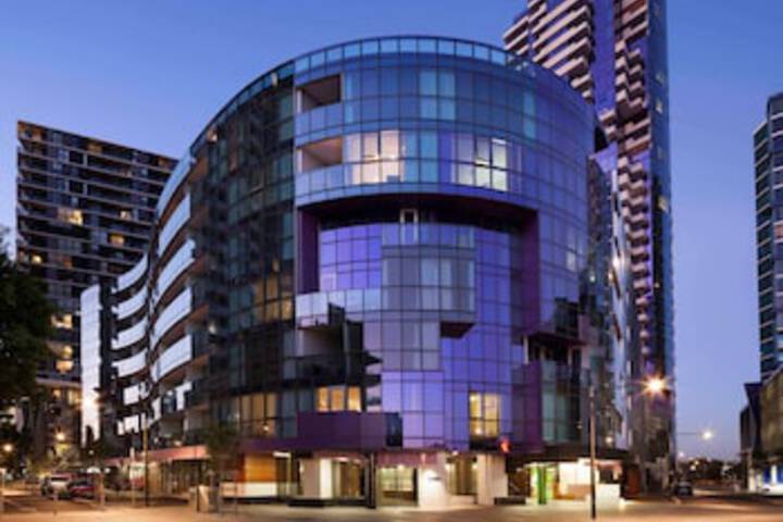 The Sebel Melbourne Docklands Hotel - thumb 0