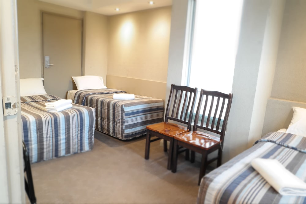 Parkville Place Serviced Apartments - thumb 3