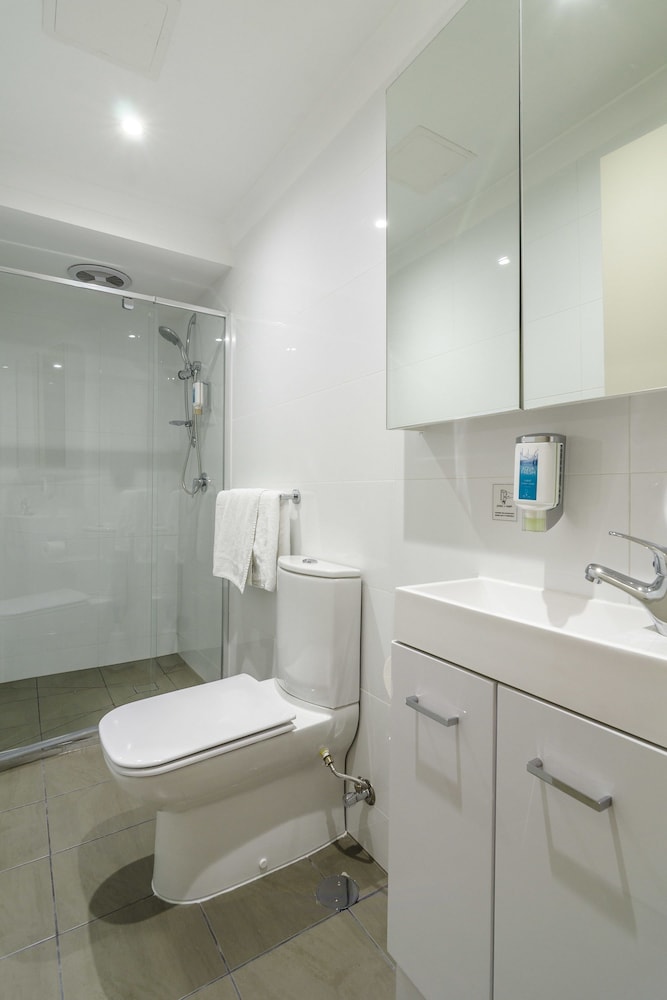 Parkville Place Serviced Apartments - thumb 4