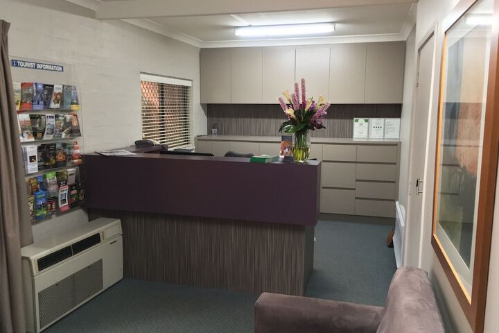 Oxley Court Serviced Apartments - thumb 3