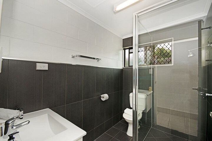 Townsville Holiday Apartments - thumb 5