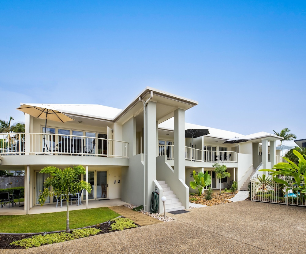Noosa River Palms - Accommodation in Surfers Paradise