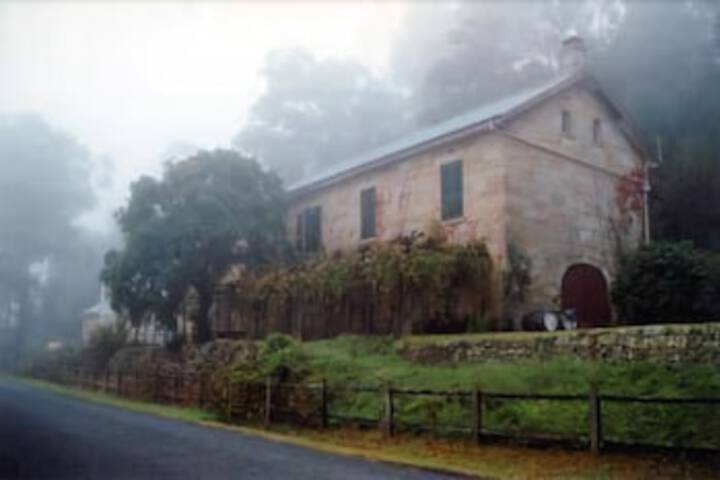Tizzana Winery Bed  Breakfast - New South Wales Tourism 
