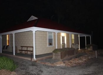 Brown's House Bed and Breakfast - Port Augusta Accommodation