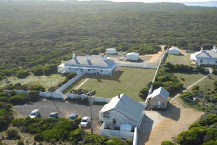 Cape Nelson Lighthouse - thumb 1